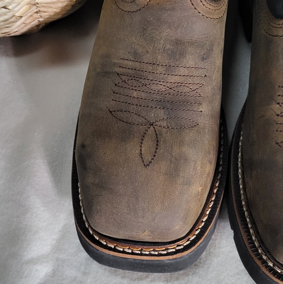 Thorogood Men's NWOT Western 11" Square Toe Waterproof Leather Boots Size 9 EE - Picture 6 of 13